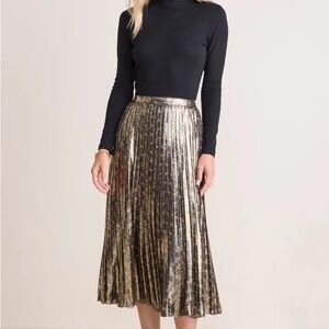 Vineyard Vines Gold Pleated Women's Skirt